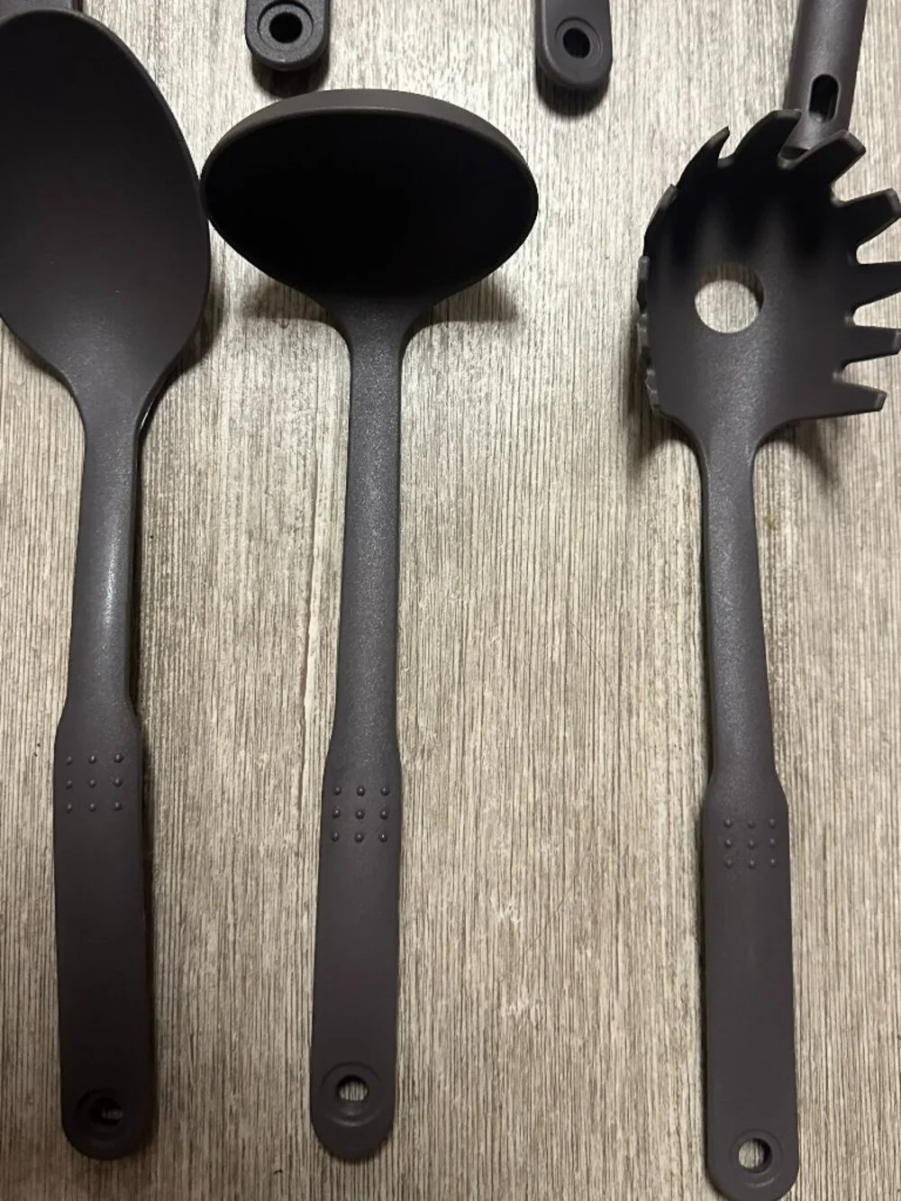 7 piece Brown Kitchen Utensils
